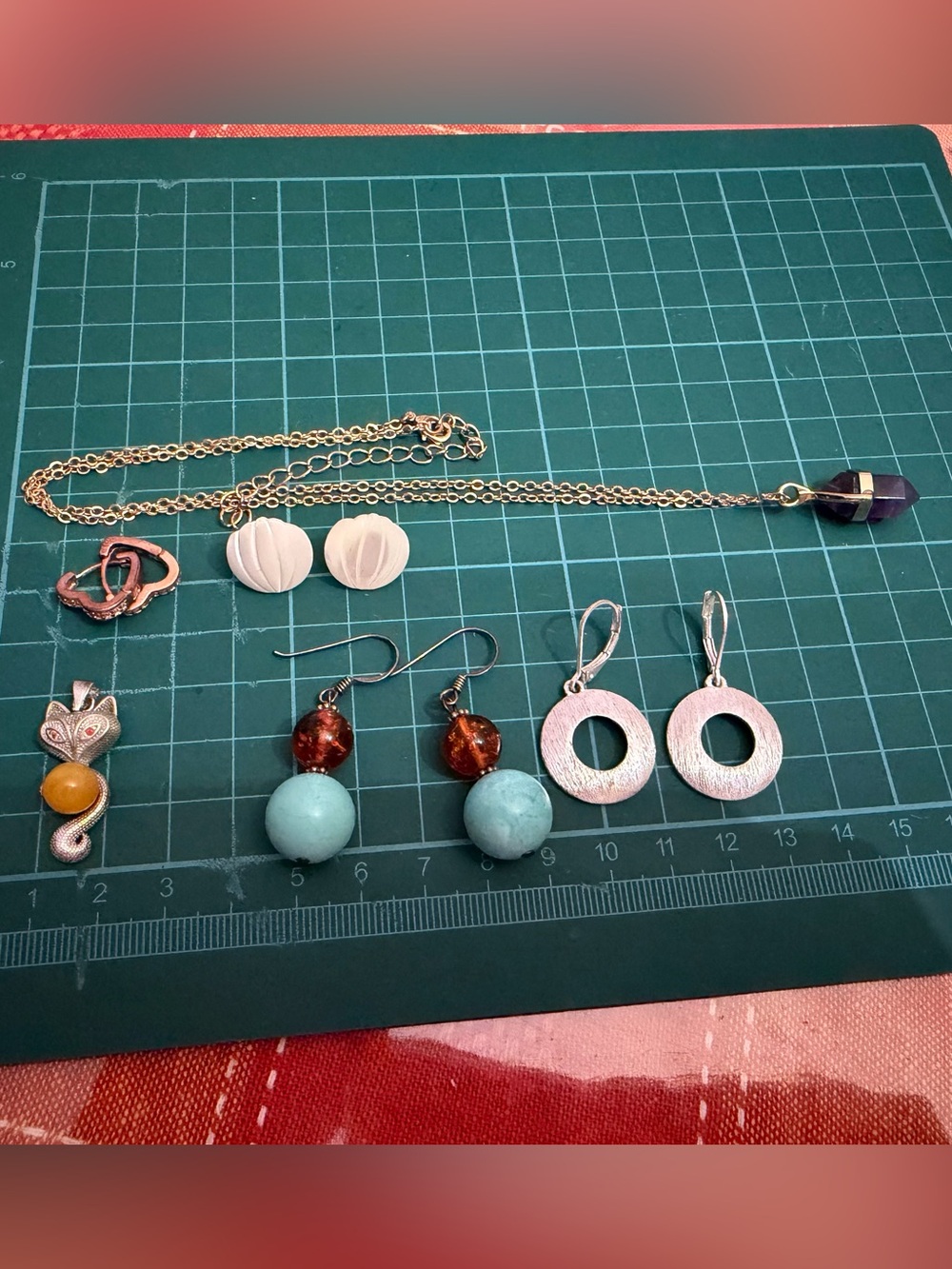 Lot of jewelry